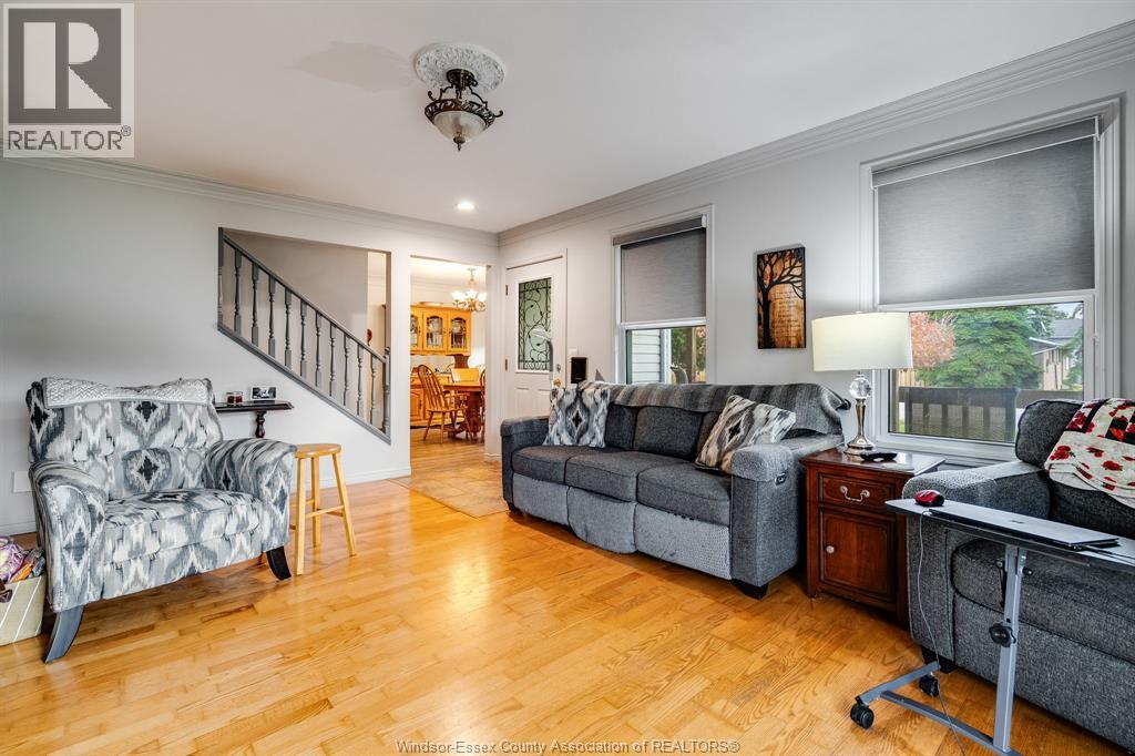 6121 Emerson Avenue, Lakeshore, Ontario  N0P 1J0 - Photo 5 - 25027806