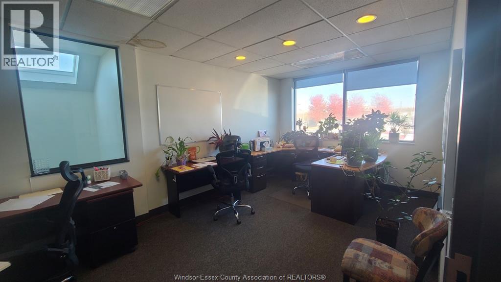 4960 Walker Road Unit# 3, Tecumseh, Ontario  N0R 1L0 - Photo 10 - 25027445