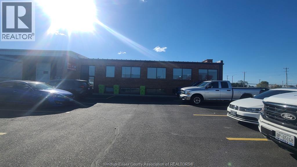 4960 Walker Road Unit# 3, Tecumseh, Ontario  N0R 1L0 - Photo 3 - 25027445