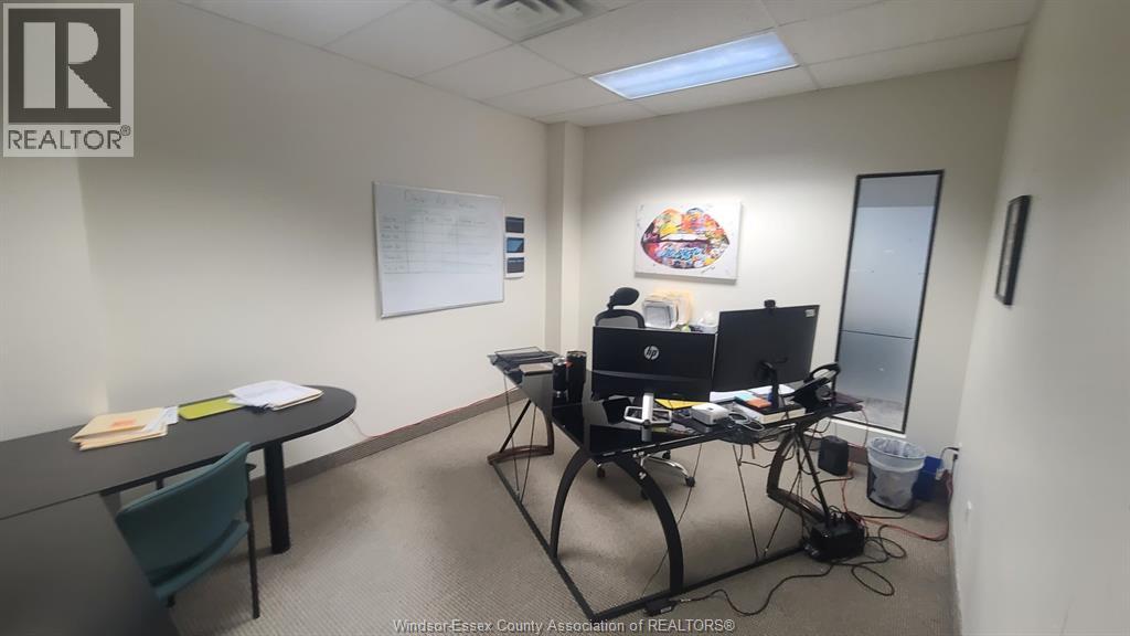 4960 Walker Road Unit# 2, Tecumseh, Ontario  N0R 1L0 - Photo 16 - 25027431