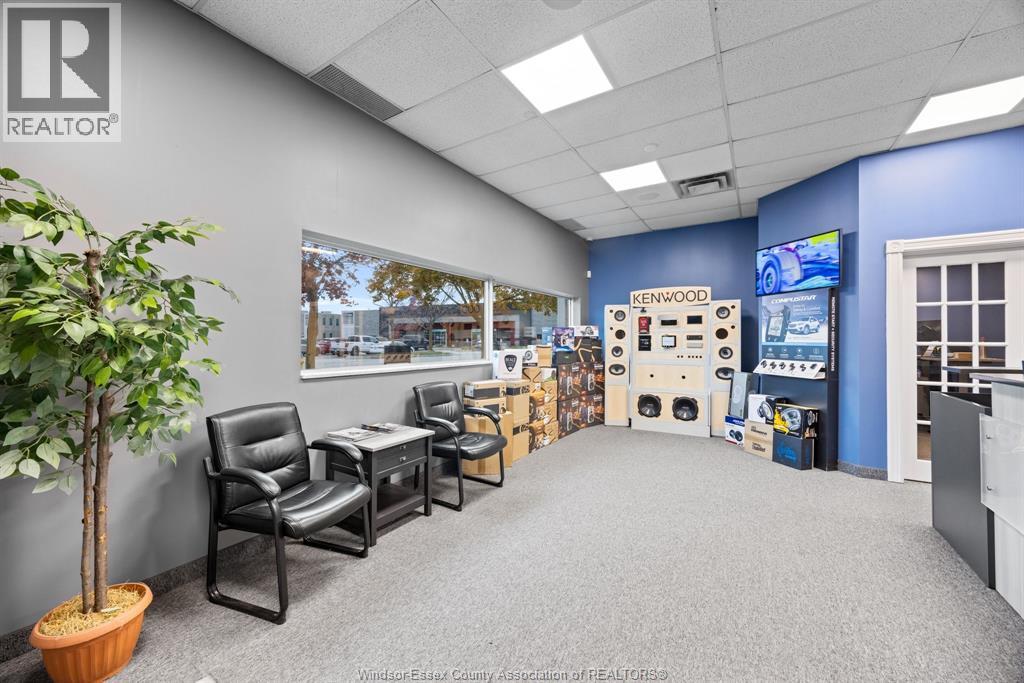 4510 Rhodes Unit# 330, Windsor, Ontario  N8X 5K5 - Photo 17 - 25027999