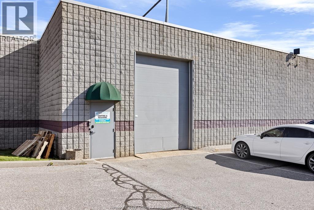 4510 Rhodes Unit# 330, Windsor, Ontario  N8X 5K5 - Photo 2 - 25027999