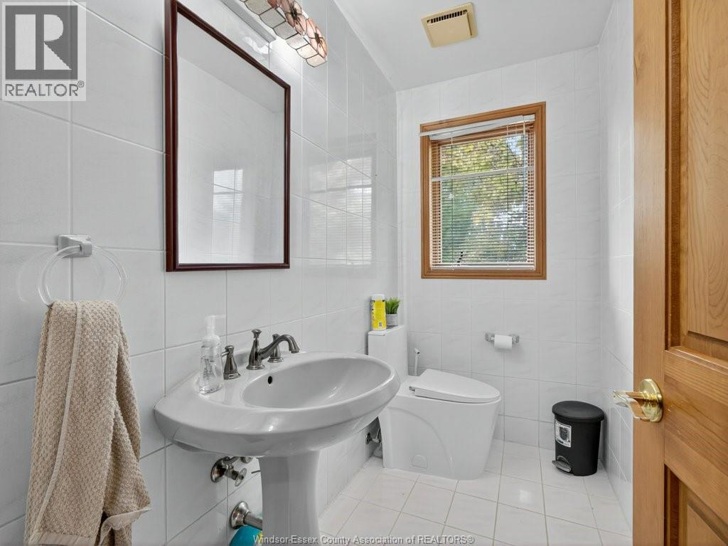 2495 Division Road North, Kingsville, Ontario  N9Y 2E5 - Photo 19 - 25028053