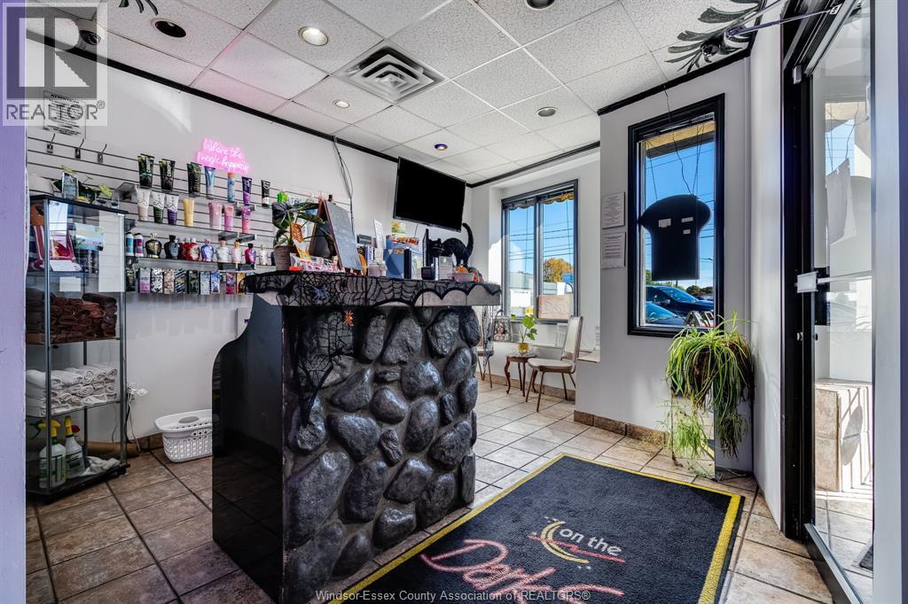 4756 Tecumseh Road, Windsor, Ontario  N8T 1B7 - Photo 15 - 25028189