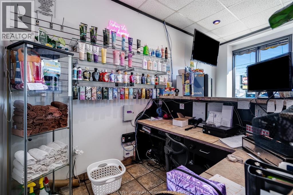 4756 Tecumseh Road, Windsor, Ontario  N8T 1B7 - Photo 16 - 25028189