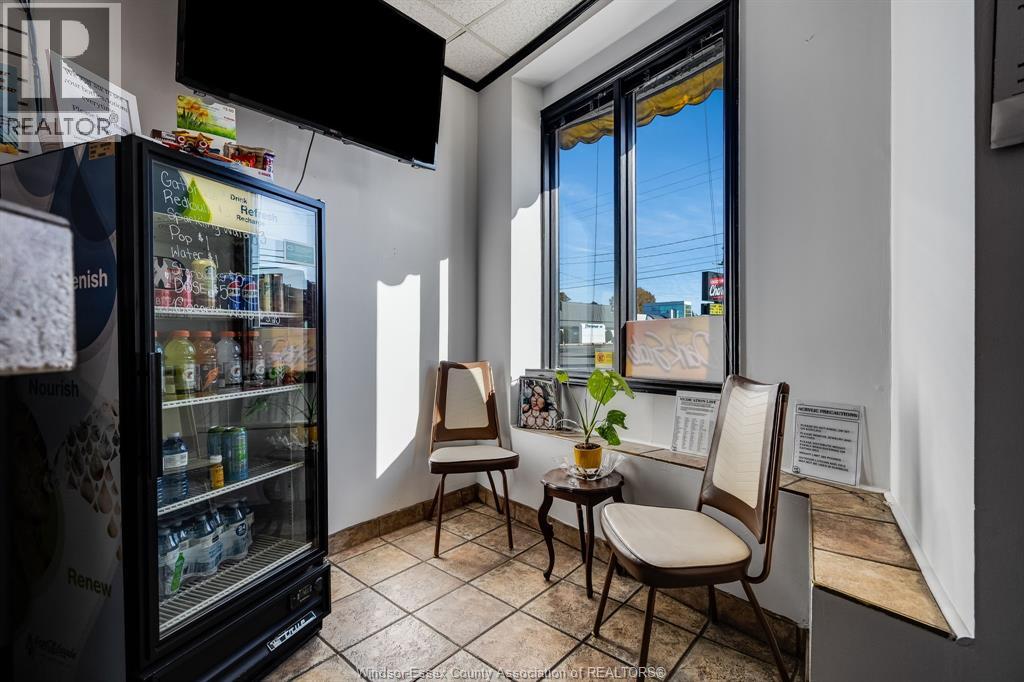 4756 Tecumseh Road, Windsor, Ontario  N8T 1B7 - Photo 19 - 25028189