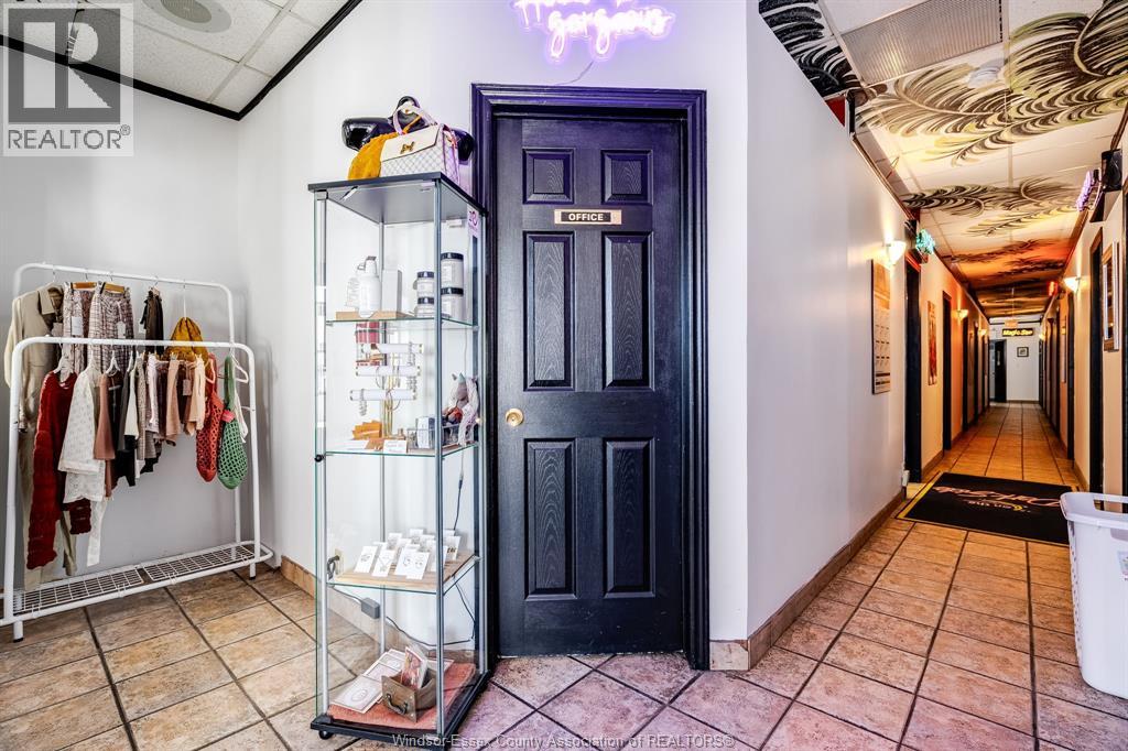 4756 Tecumseh Road, Windsor, Ontario  N8T 1B7 - Photo 20 - 25028189