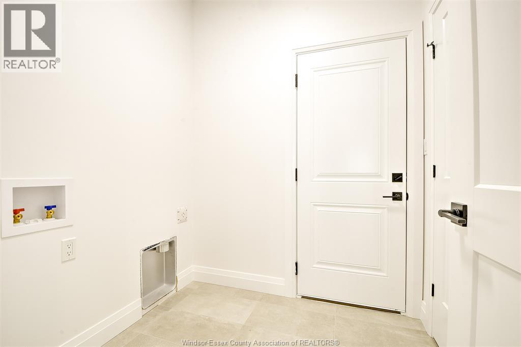 54 Mulberry Court, Amherstburg, Ontario  N9V 1N3 - Photo 9 - 25028454