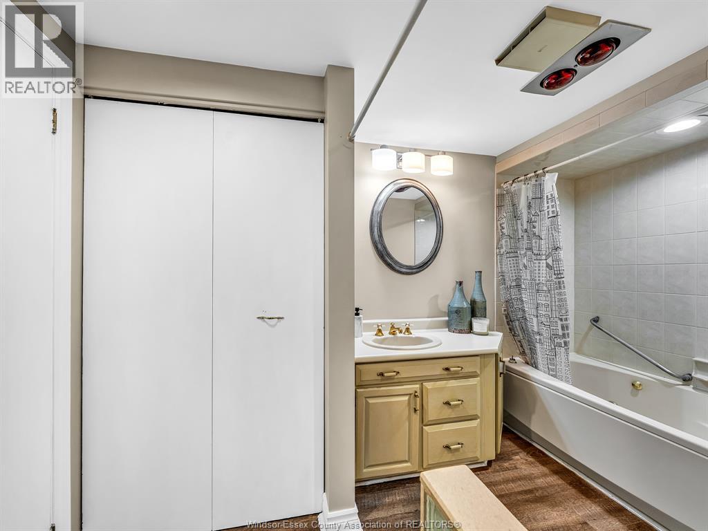 109 Robson Rd. Unit# 201, Leamington, Ontario  N8H 3V4 - Photo 21 - 25028941