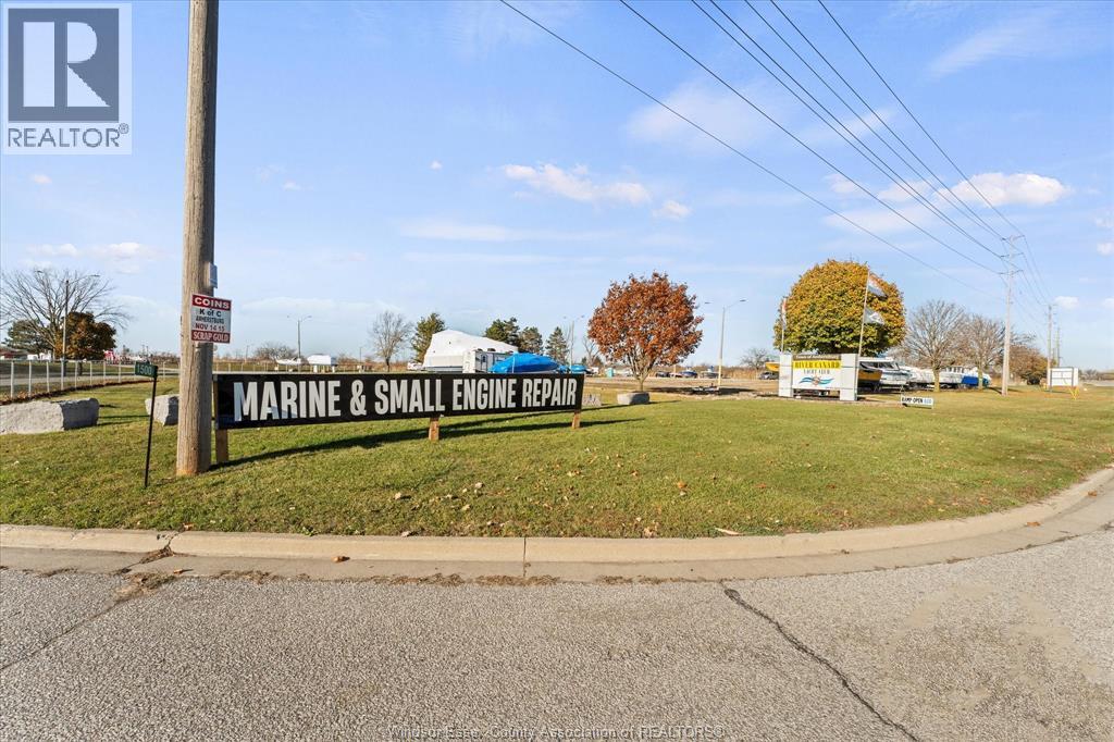 1500 Front Road North, Amherstburg, Ontario  N9V 3R3 - Photo 2 - 25028981