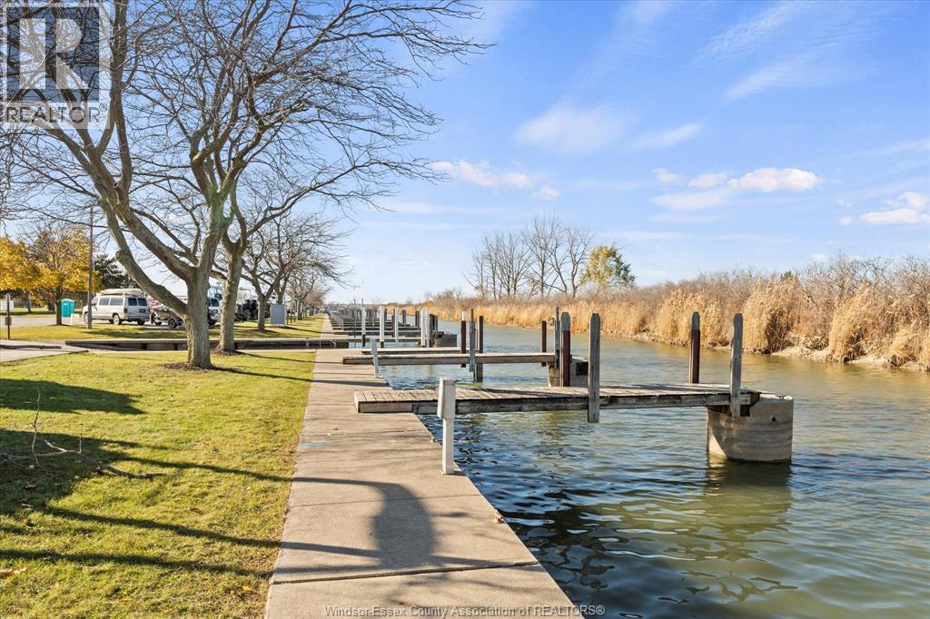 1500 Front Road North, Amherstburg, Ontario  N9V 3R3 - Photo 6 - 25028981