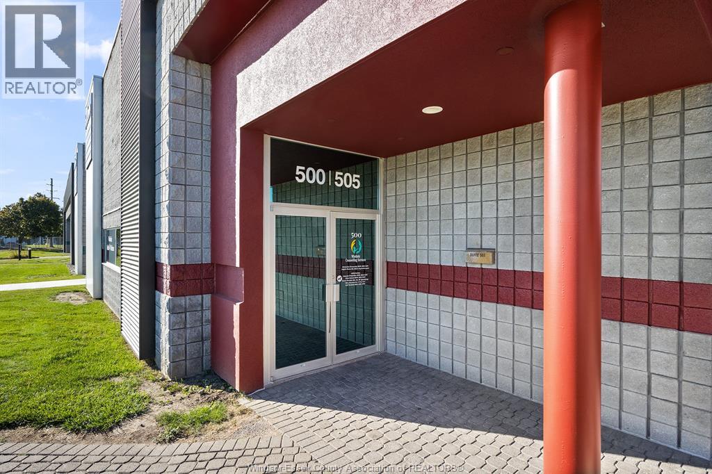 4510 Rhodes Unit# 505, Windsor, Ontario  N8X 5K5 - Photo 2 - 25028986