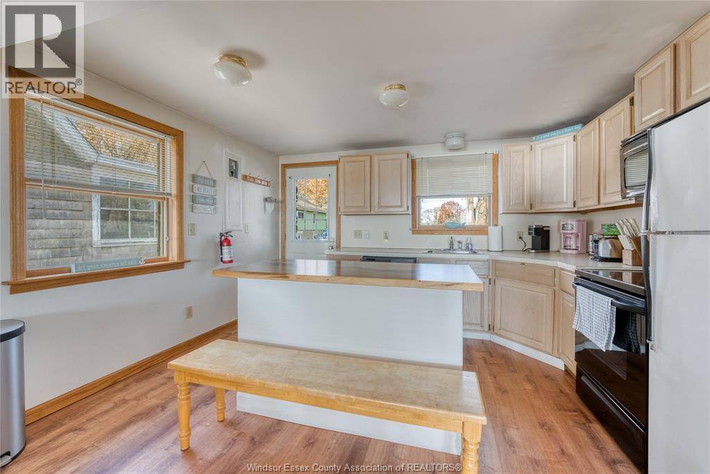 1049 Heritage Road, Kingsville, Ontario  N9Y 2E6 - Photo 13 - 25029317