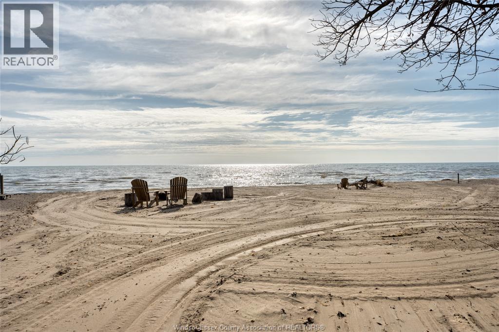 1049 Heritage Road, Kingsville, Ontario  N9Y 2E6 - Photo 28 - 25029317