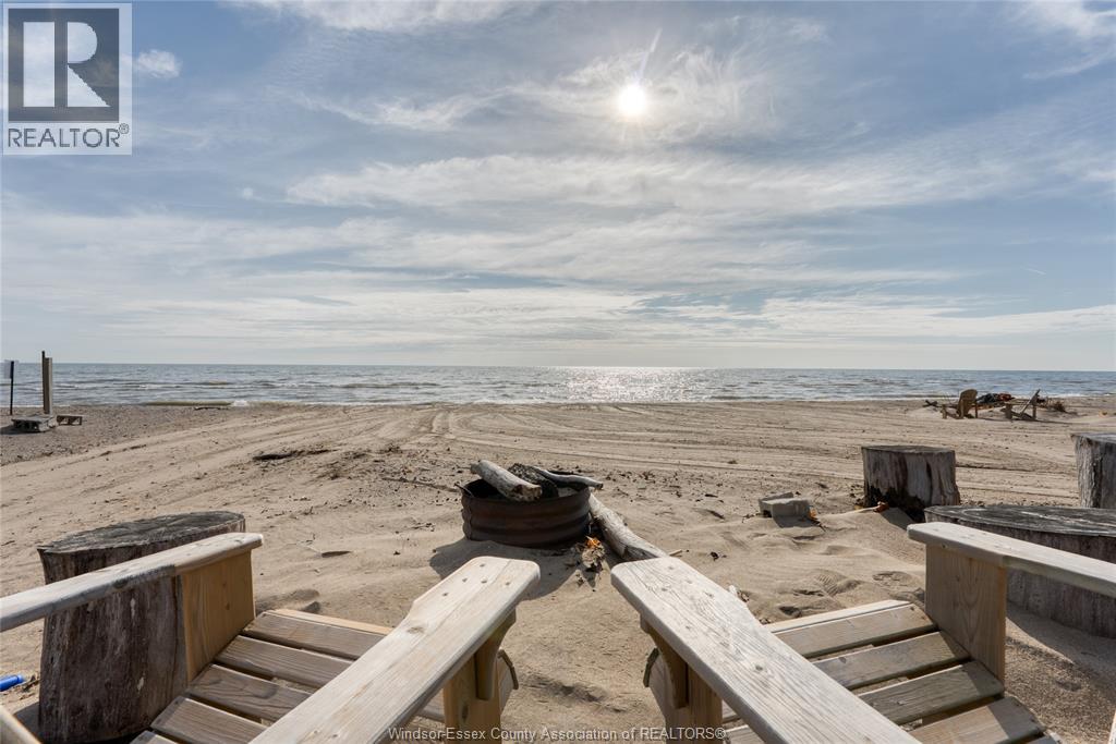 1049 Heritage Road, Kingsville, Ontario  N9Y 2E6 - Photo 29 - 25029317