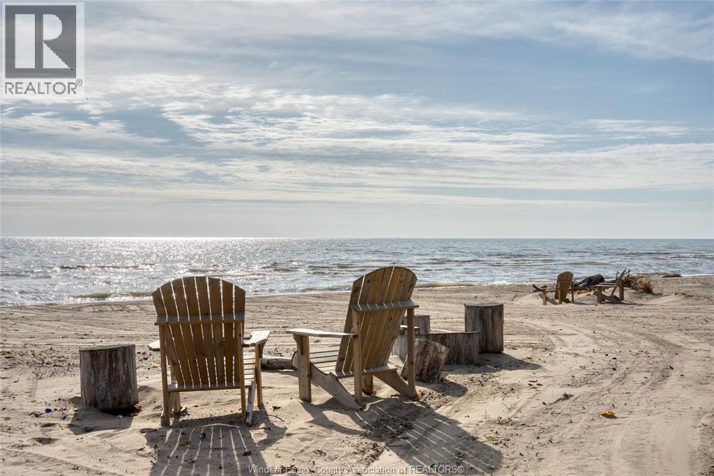 1049 Heritage Road, Kingsville, Ontario  N9Y 2E6 - Photo 35 - 25029317