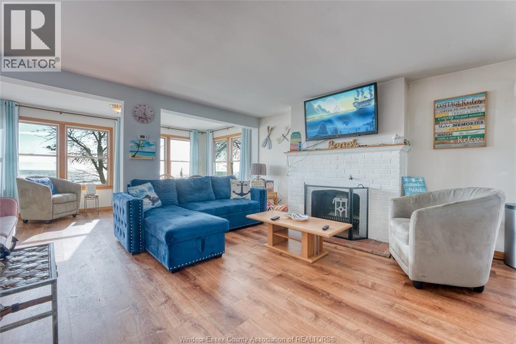 1049 Heritage Road, Kingsville, Ontario  N9Y 2E6 - Photo 4 - 25029317