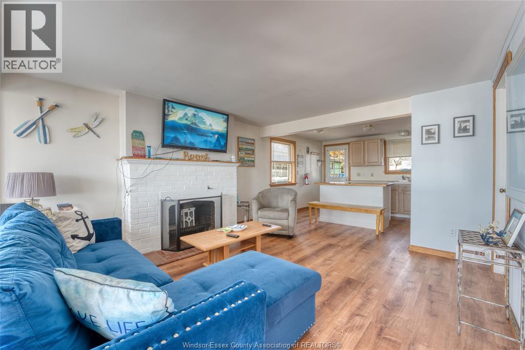 1049 Heritage Road, Kingsville, Ontario  N9Y 2E6 - Photo 6 - 25029317