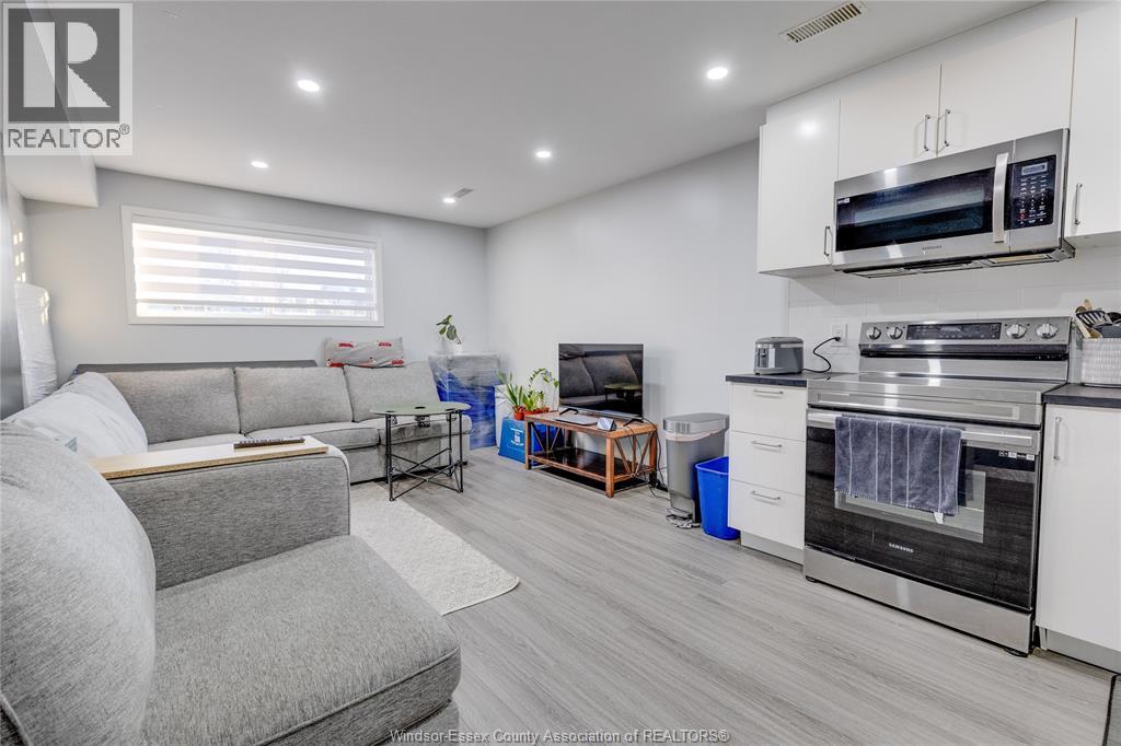 12726 HORWOOD CRESCENT Unit# LOWER, Tecumseh, Ontario