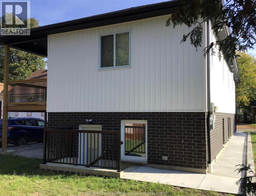 1479 Westcott, Windsor, Ontario  N8Y 4C3 - Photo 5 - 25030623