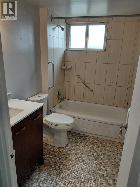 2550 Pharmacy Avenue Unit# 1812, Scarborough, Ontario  M1W 1H9 - Photo 10 - 25030639