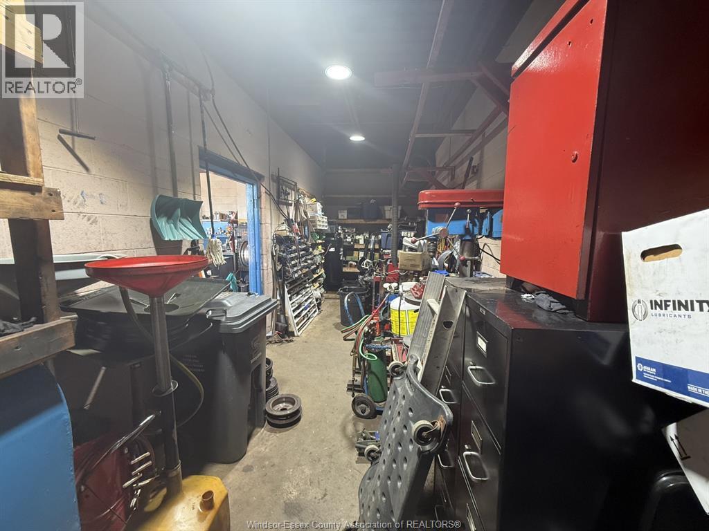 3414 Wyandotte Street East, Windsor, Ontario  N8Y 1G1 - Photo 3 - 25030888