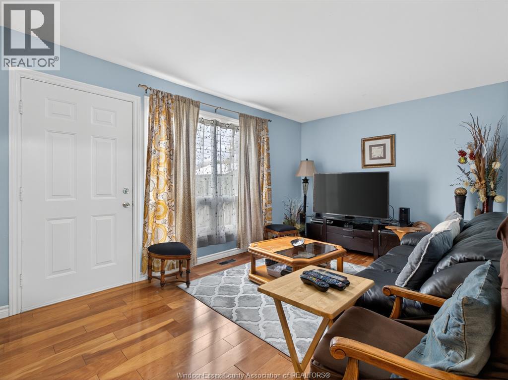 5408 Lassaline Avenue, Windsor, Ontario  N8T 1A8 - Photo 11 - 25030900