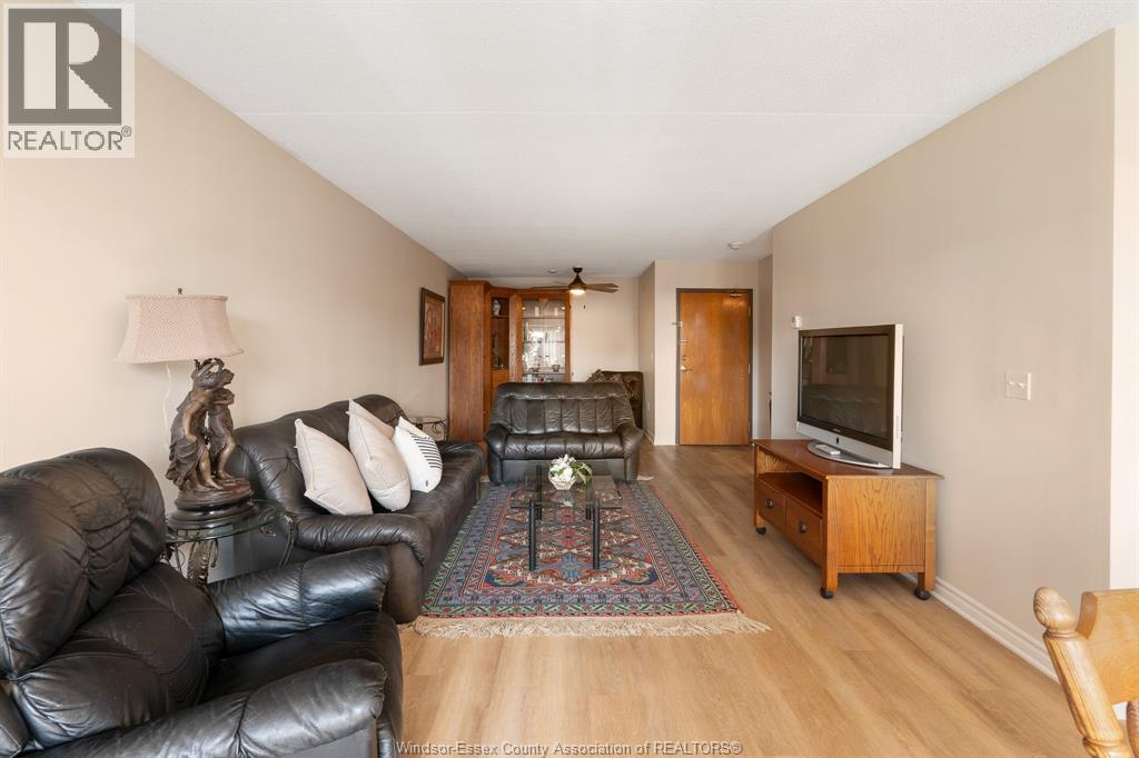 99 Robson Road Unit# 303, Leamington, Ontario  N8H 2M8 - Photo 12 - 25030927