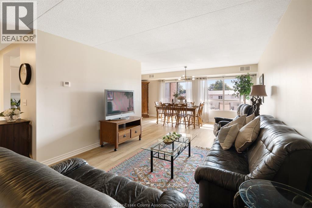 99 Robson Road Unit# 303, Leamington, Ontario  N8H 2M8 - Photo 8 - 25030927