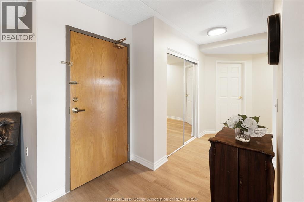 99 Robson Road Unit# 303, Leamington, Ontario  N8H 2M8 - Photo 7 - 25030926