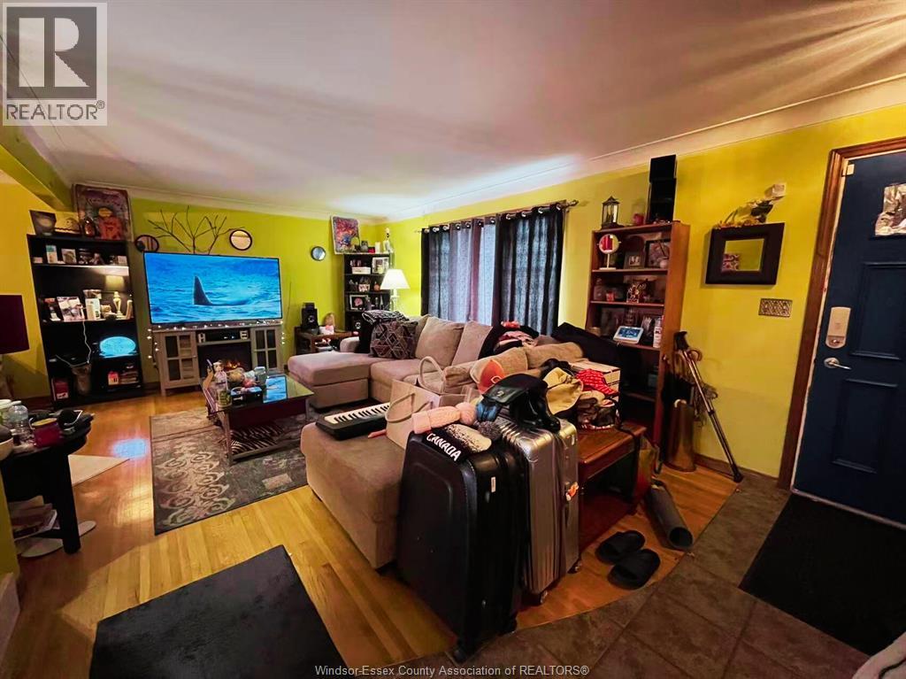 348 Watson Avenue, Windsor, Ontario  N8S 3S4 - Photo 2 - 25030959
