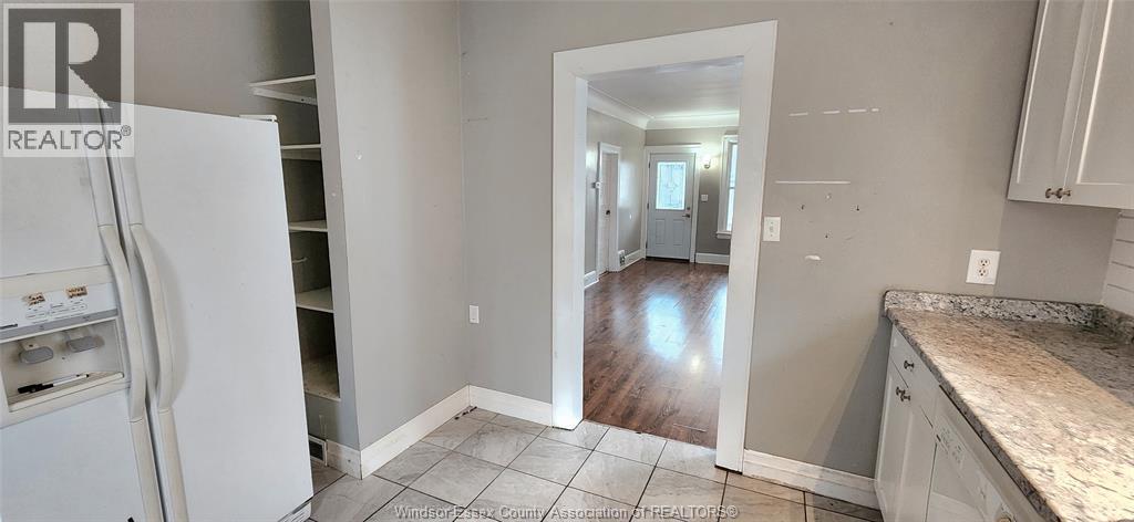 441 Ellis Street West, Windsor, Ontario  N8X 1B1 - Photo 10 - 25031141