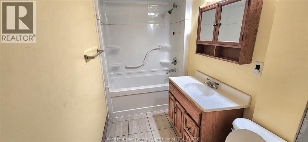 441 Ellis Street West, Windsor, Ontario  N8X 1B1 - Photo 11 - 25031141