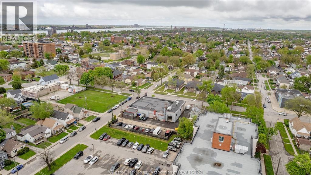 857 Howard Avenue, Windsor, Ontario  N9A 1S1 - Photo 8 - 25031334