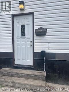 1227 Curry Avenue Unit# Lower, Windsor, Ontario  N9B 2C8 - Photo 2 - 25031252