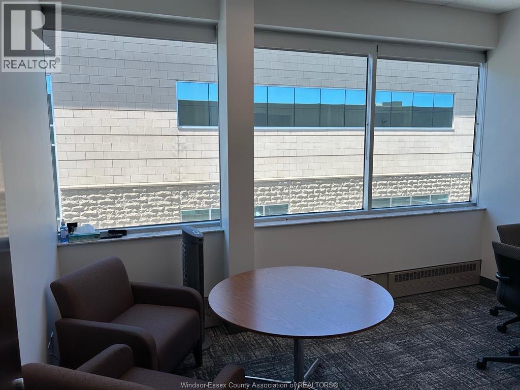 2555 Ouellette Avenue Unit# 200, Windsor, Ontario  N8X 1L9 - Photo 10 - 25031356