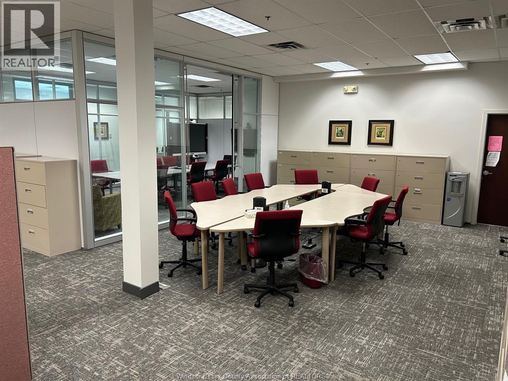 2555 Ouellette Avenue Unit# 200, Windsor, Ontario  N8X 1L9 - Photo 6 - 25031356