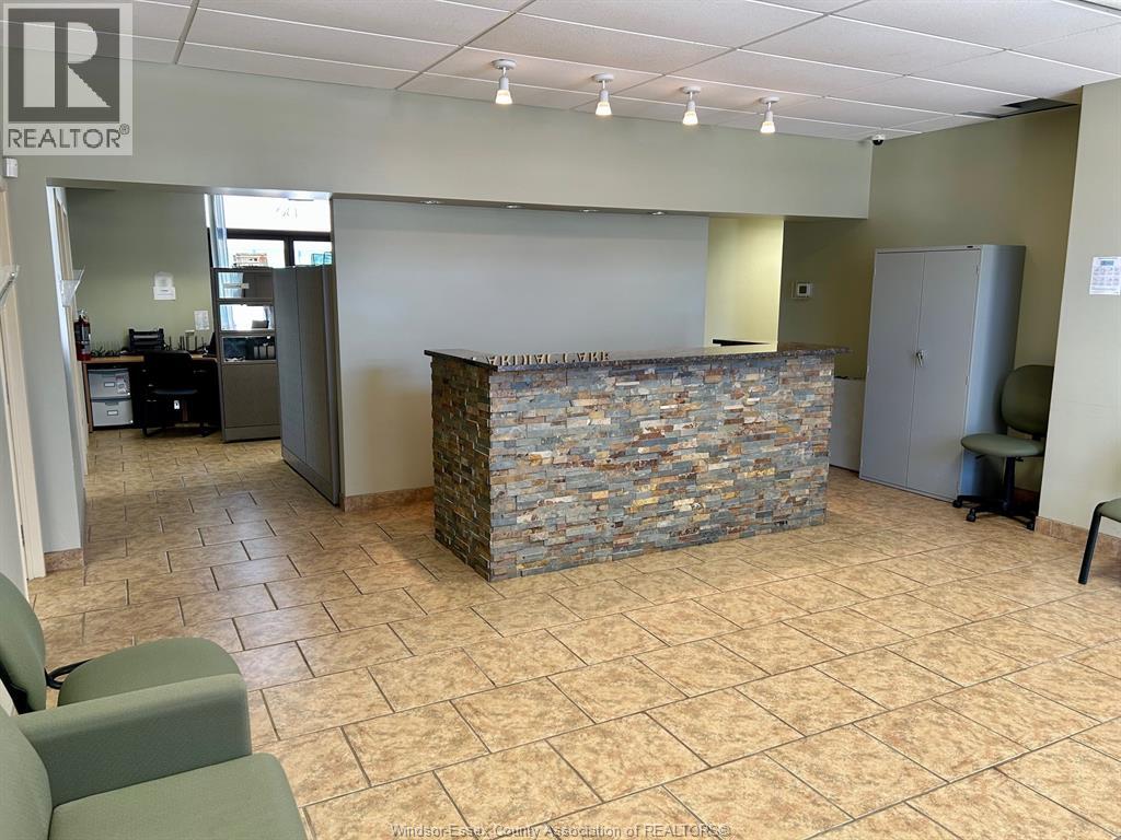 2545 Ouellette Avenue Unit# 2, Windsor, Ontario  N8X 1L9 - Photo 2 - 25031354