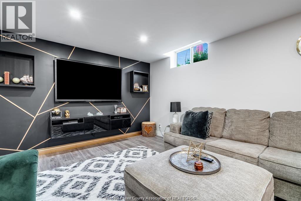 248 Joan Flood, Essex, Ontario  N8M 3E9 - Photo 28 - 25031381