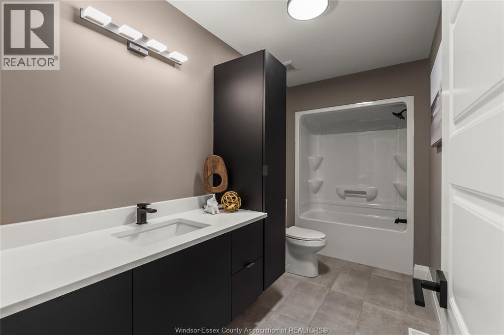 2572 Mayfair, Lasalle, Ontario  N9J 2M6 - Photo 29 - 25031566