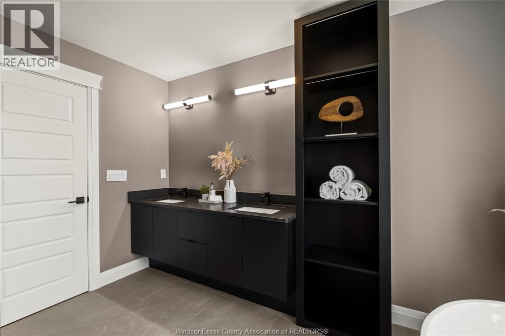 2572 Mayfair, Lasalle, Ontario  N9J 2M6 - Photo 30 - 25031566