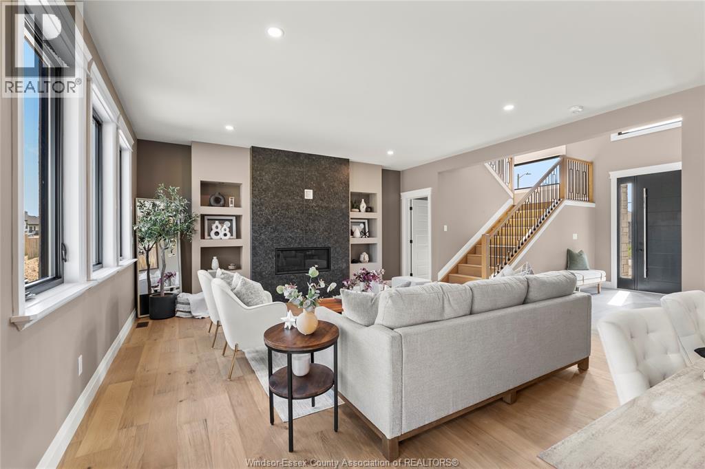 2572 Mayfair, Lasalle, Ontario  N9J 2M6 - Photo 9 - 25031566