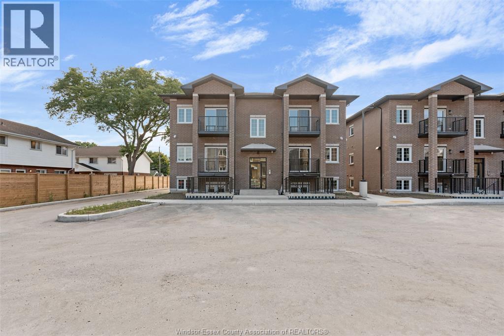 233 Watson Unit# 306, Windsor, Ontario  N8S 3R8 - Photo 2 - 25031560