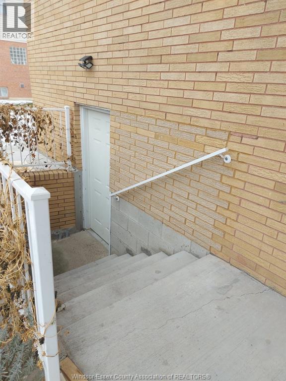 2462 Lesperance Unit# Lower, Tecumseh, Ontario  N8N 2W5 - Photo 4 - 25031669