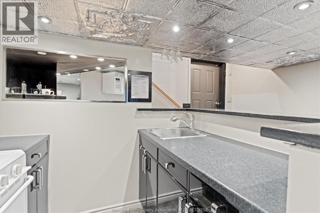 3315 Tecumseh Road East, Windsor, Ontario  N8W 1H4 - Photo 12 - 25031664