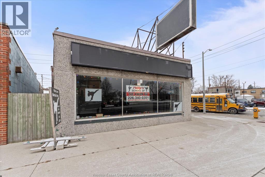 3315 Tecumseh Road East, Windsor, Ontario  N8W 1H4 - Photo 2 - 25031664