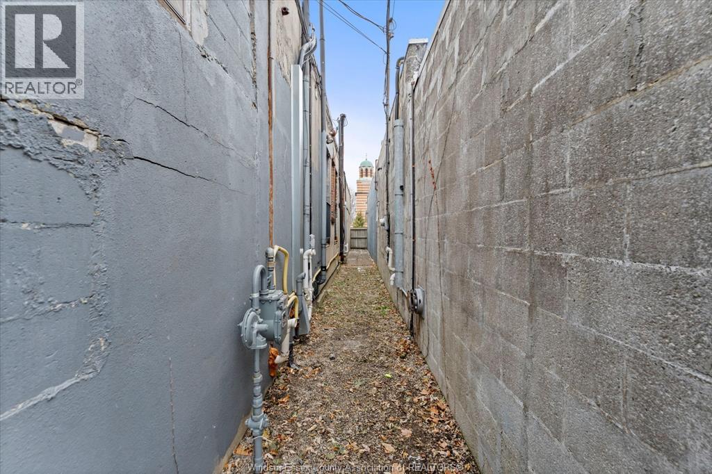 3315 Tecumseh Road East, Windsor, Ontario  N8W 1H4 - Photo 41 - 25031663