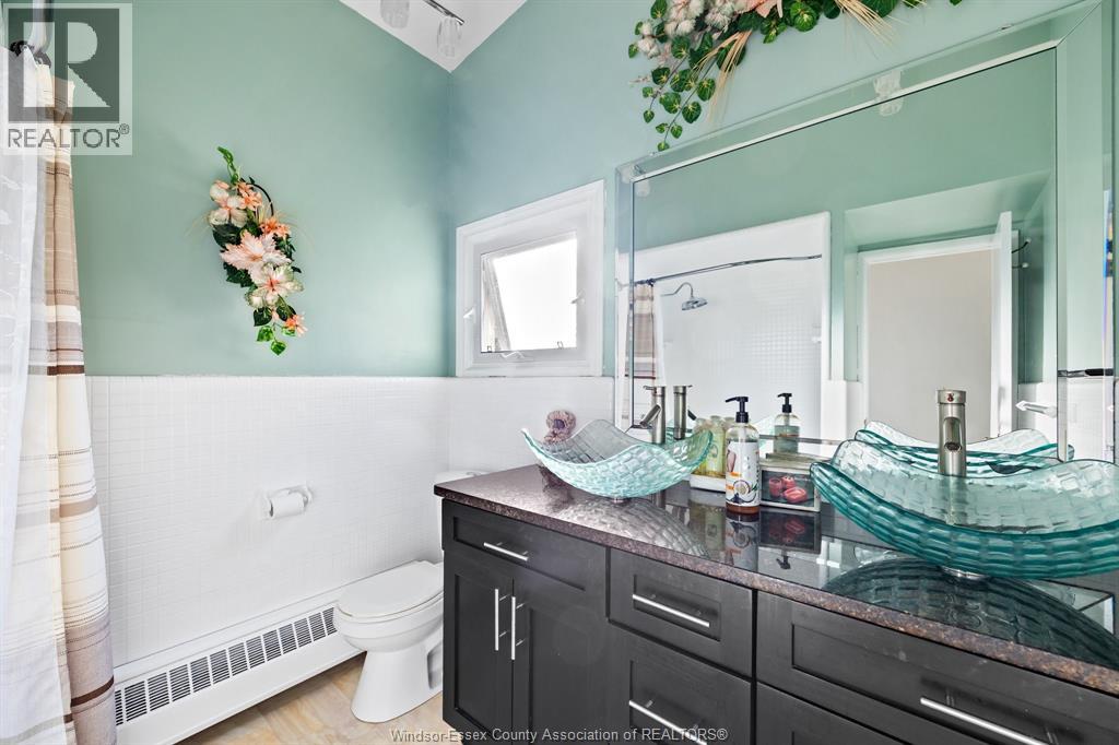 3740 Ouellette, Windsor, Ontario  N9E 3M7 - Photo 19 - 25031703