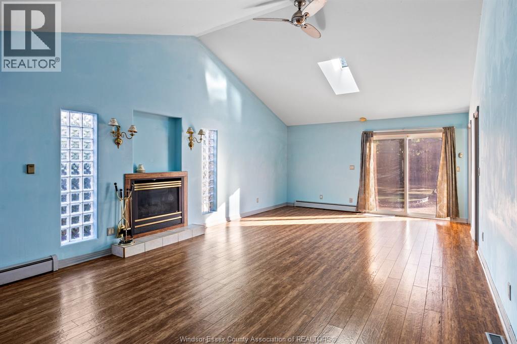 3740 Ouellette, Windsor, Ontario  N9E 3M7 - Photo 22 - 25031703