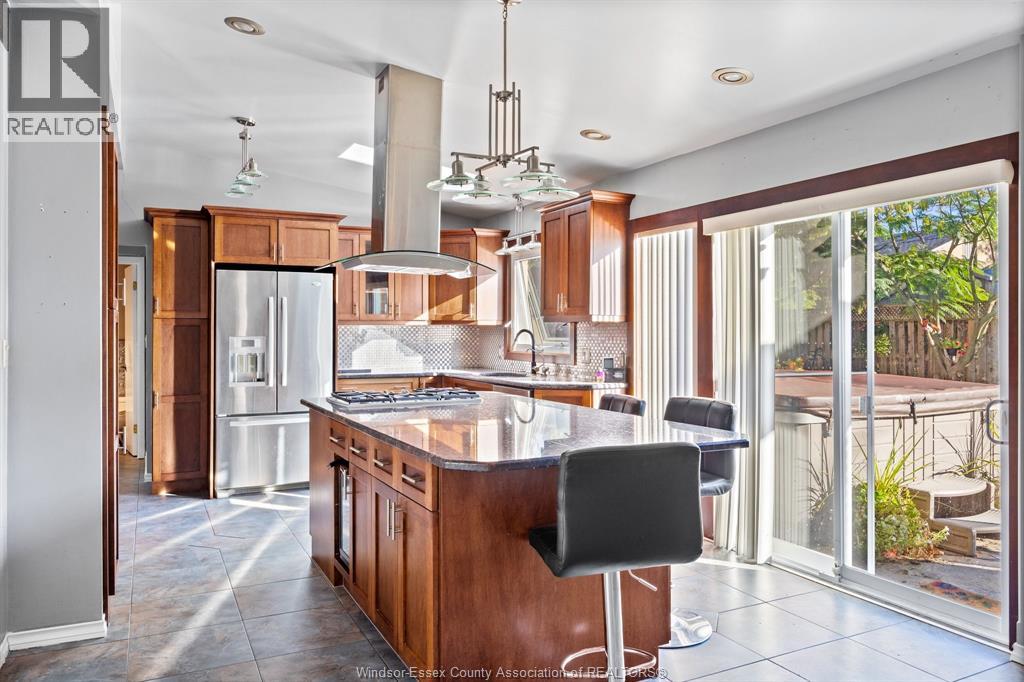 3740 Ouellette, Windsor, Ontario  N9E 3M7 - Photo 8 - 25031703